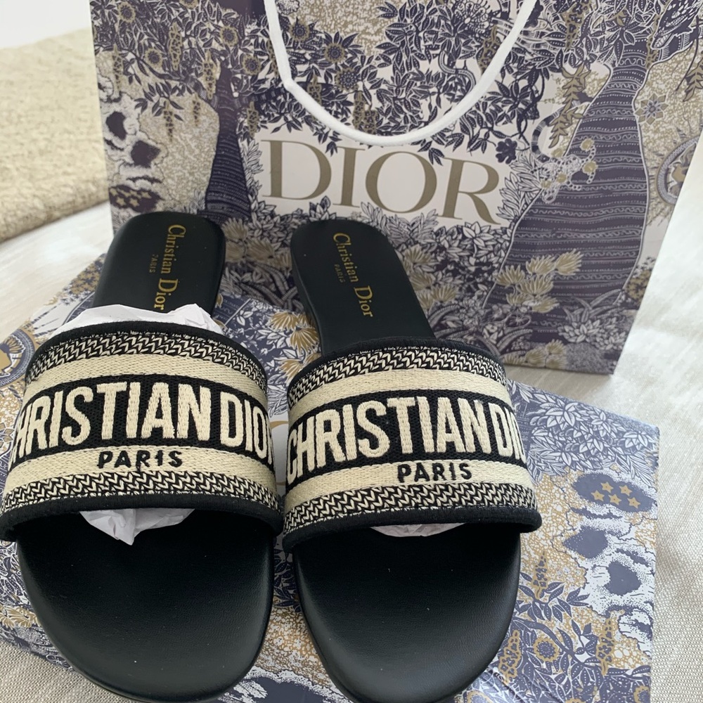 Christian Dior DWAY slides